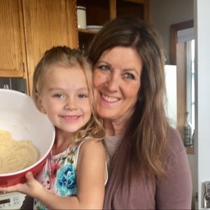 Meet your Posher, Laurie